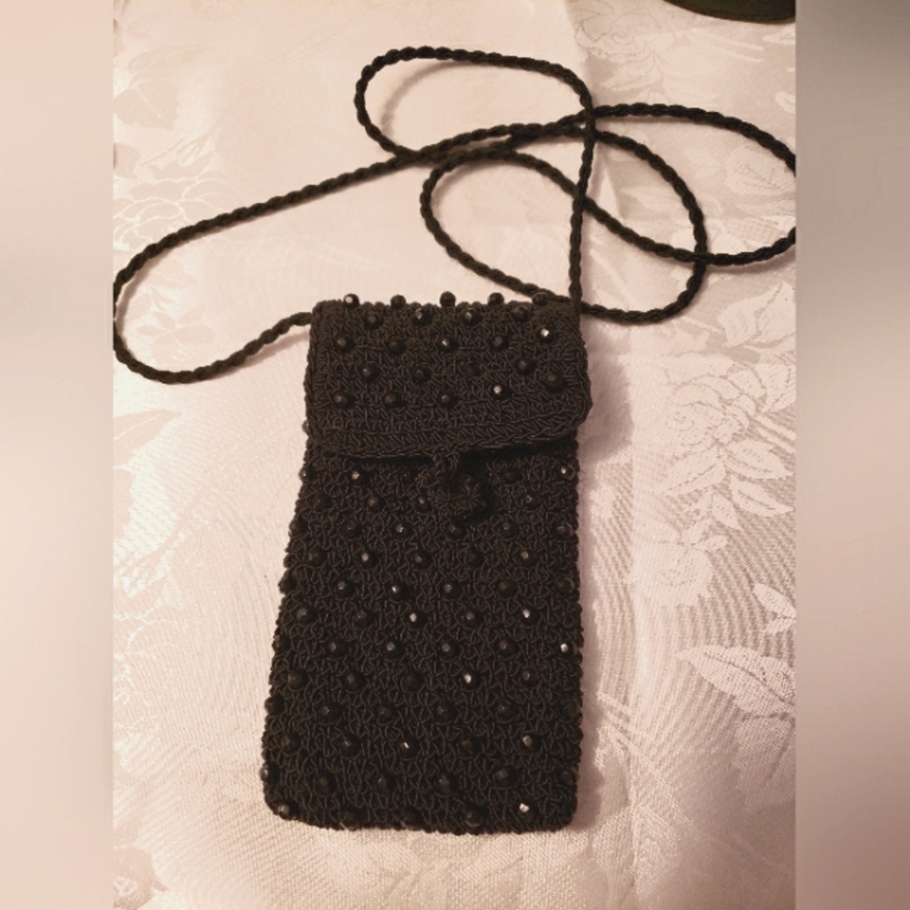 Vintage Women's Crossbody Knit,  Beaded Purse, Black, Good Condition